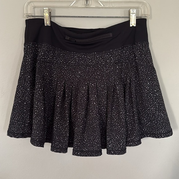 Lululemon Circuit Breaker Skirt II Size 6 Tall Like New - Picture 3 of 7